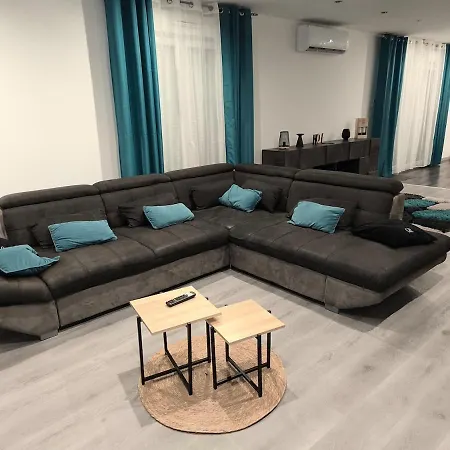 Le Cosy Five Maison Moderne Villa
